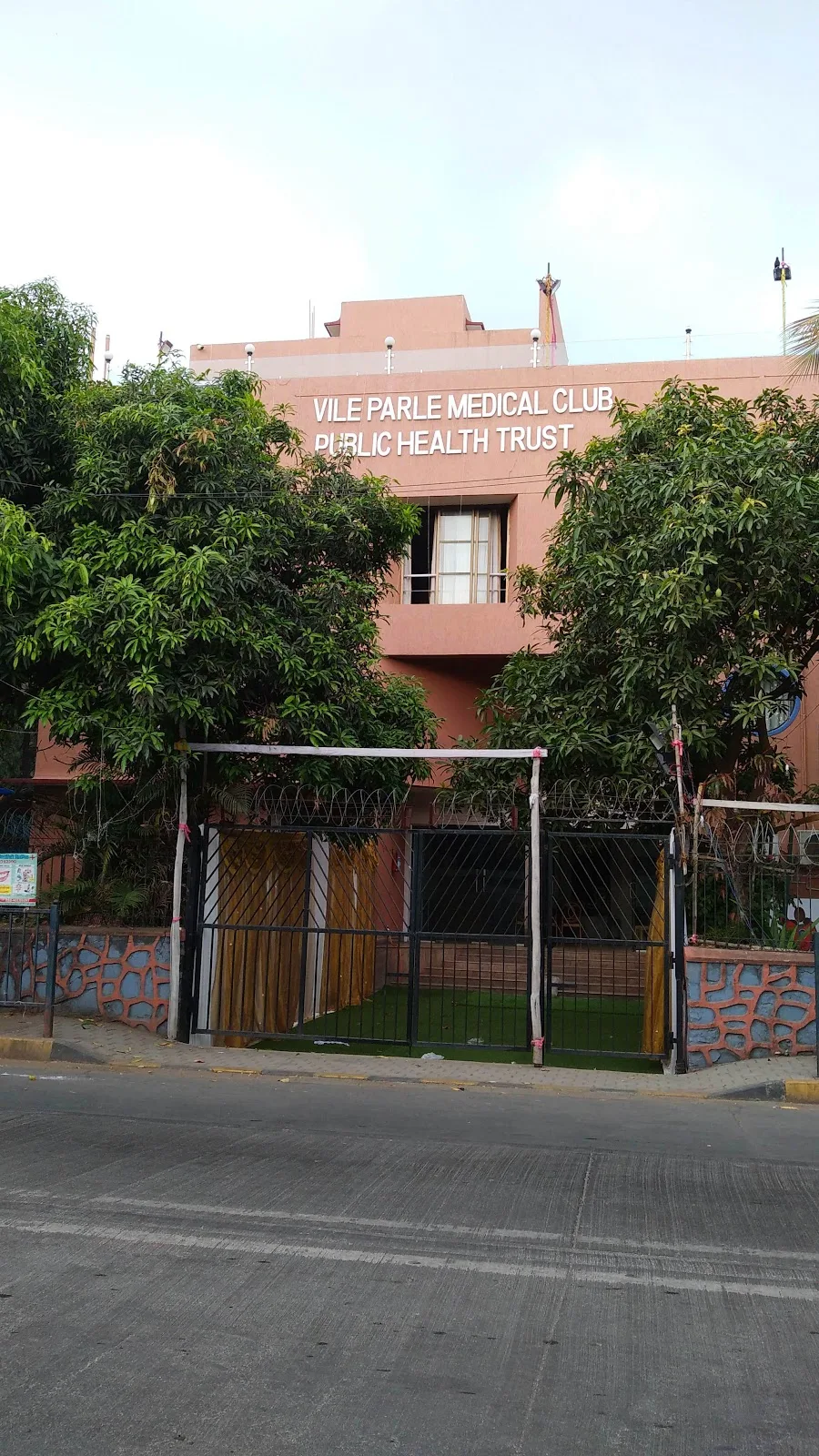 Vile Parle medical club health trust