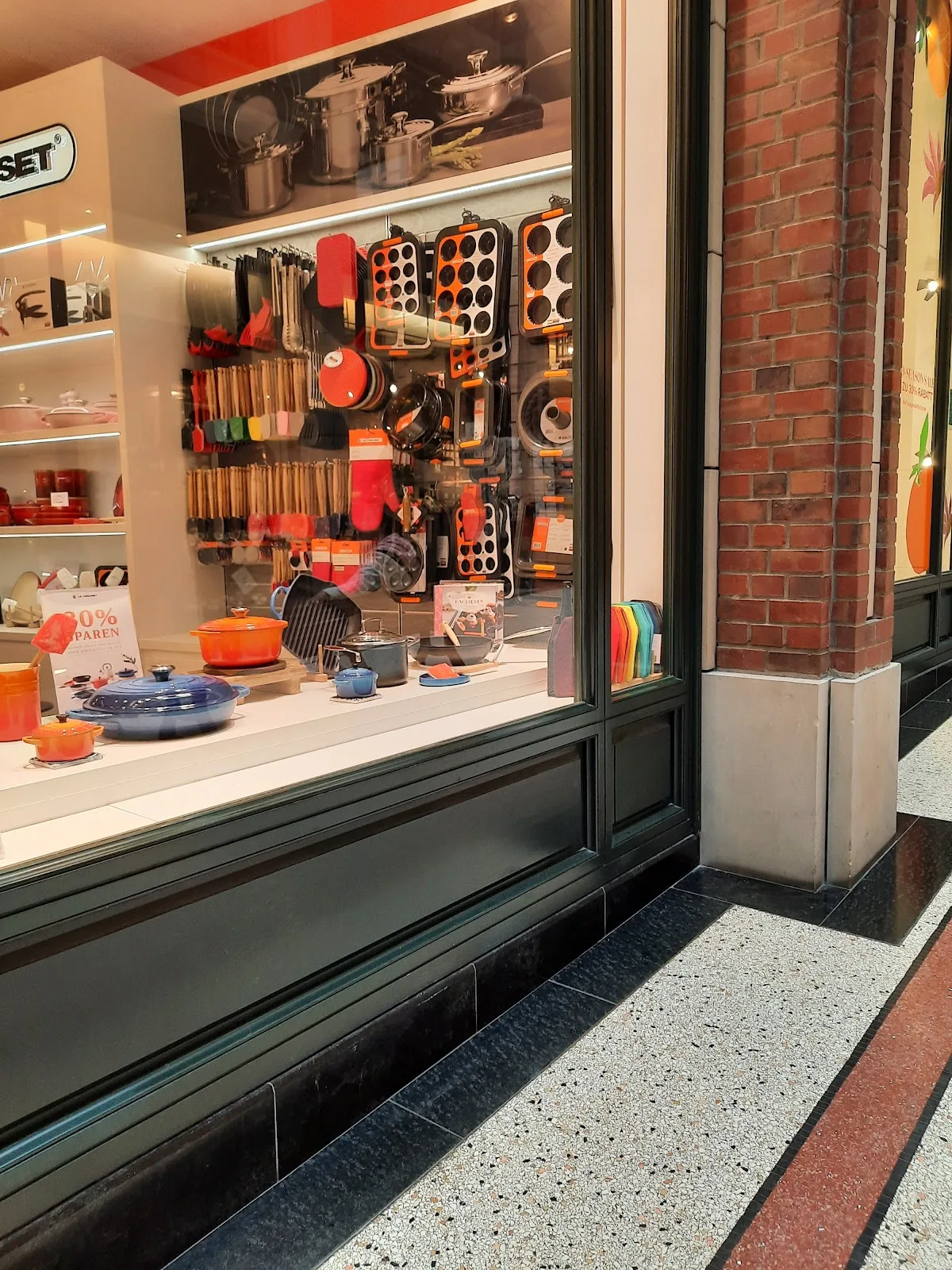 Le Creuset Hamburg Levantehaus