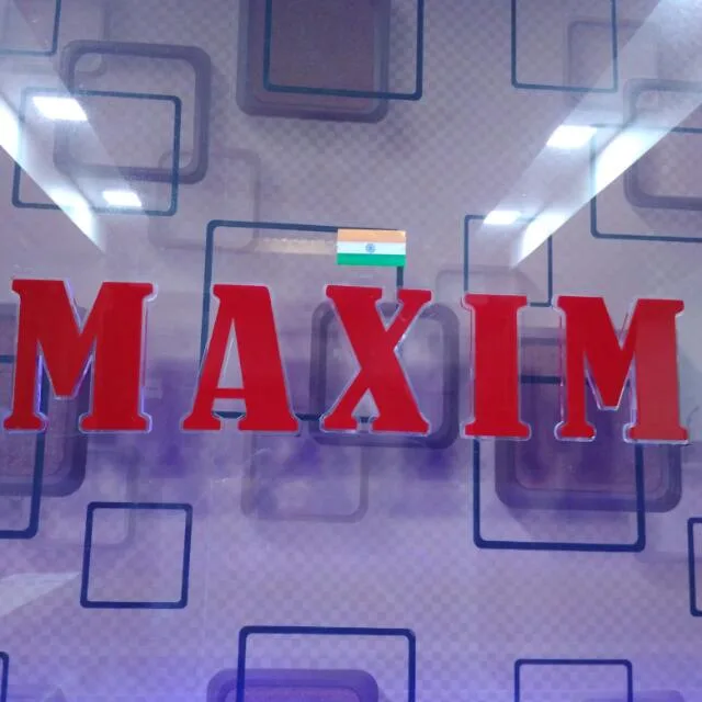 Maxim Laboratories