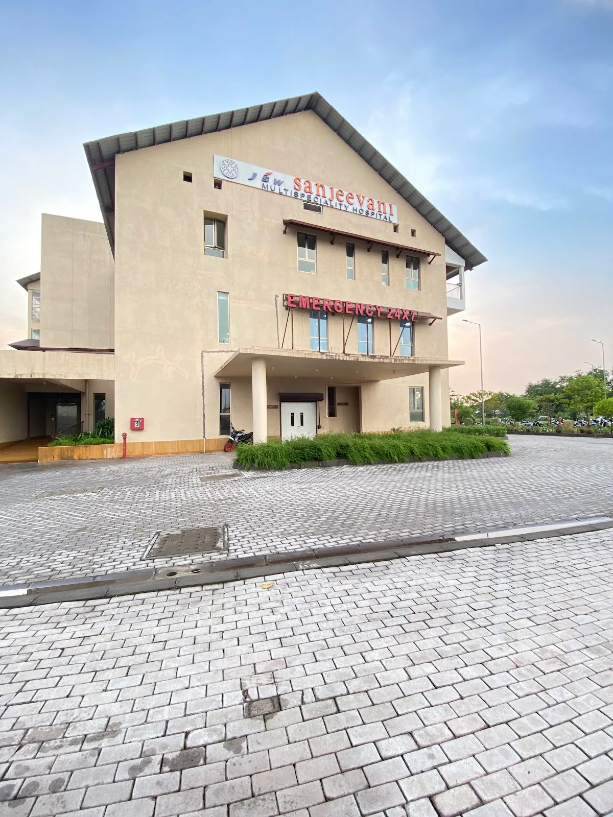 JSW Sanjeevani Hospital