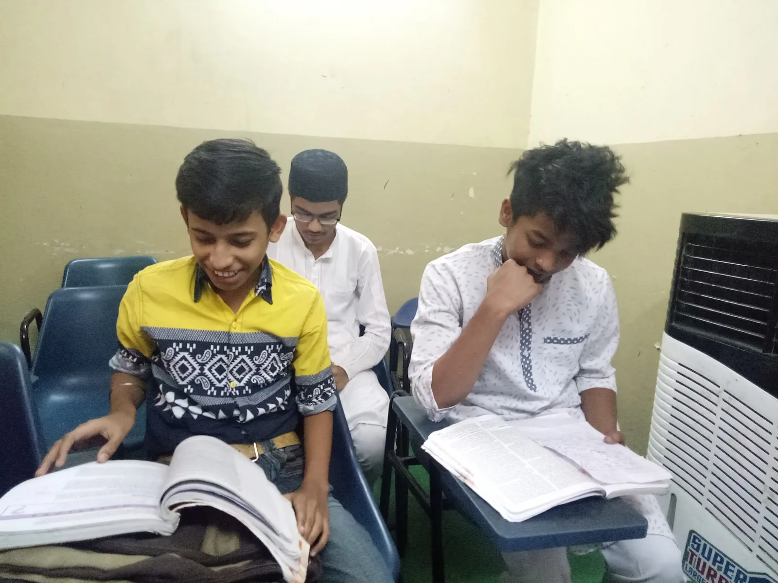 Aspiration Coaching Class.Tuition(Center)& Home tuition. Nios Tuition Is Also Available.