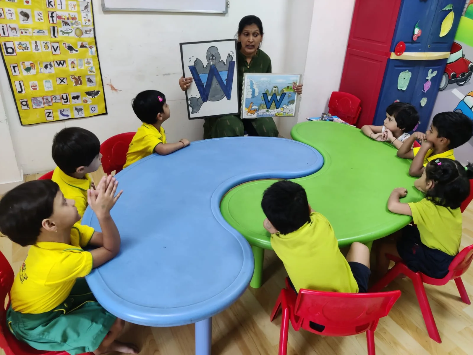 Makoons Preschool | Playschool | Nursery | Junior & Senior KG | Day Care Centre | Preschool in Kasarvadavali