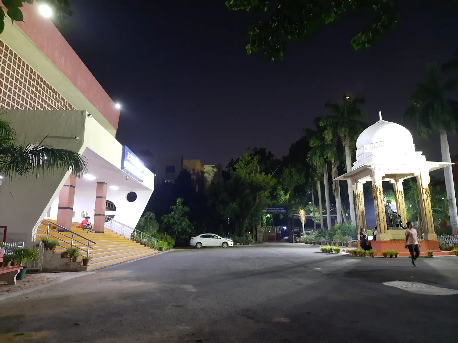 Lady Hardinge Medical College