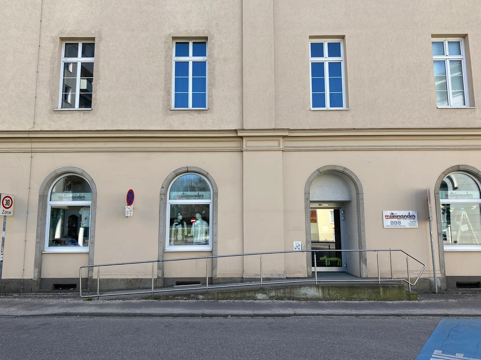 Miteinander GmbH