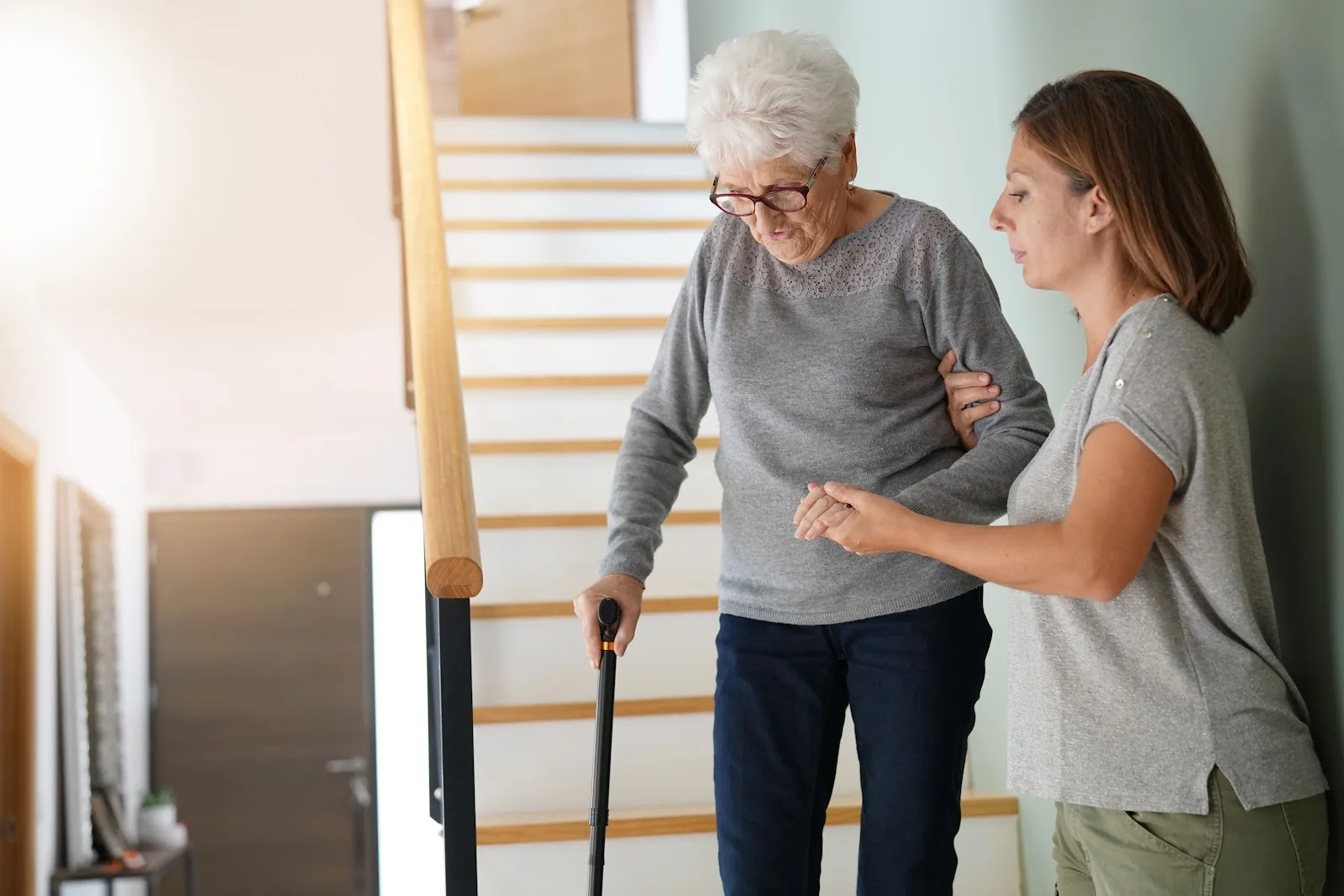 Amika | Aide et soins à domicile pour personnes âgées