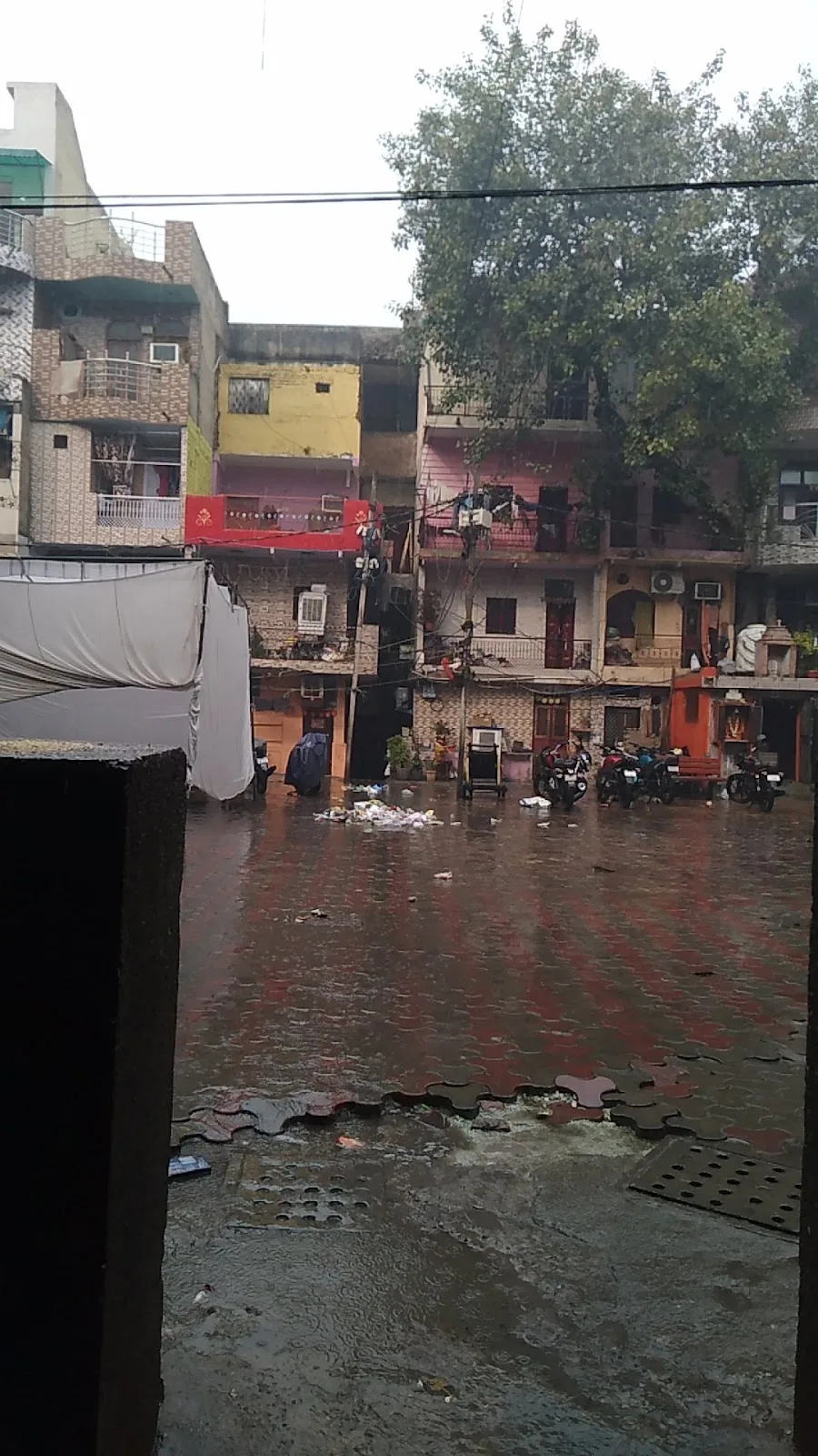 Sarai Phoos Shelter-AAA