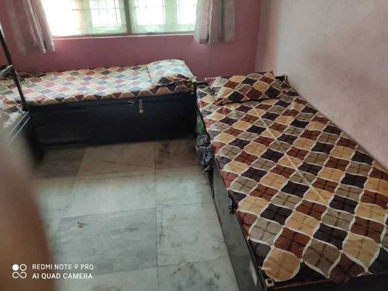 Late M J Kundalia Girls Hostel