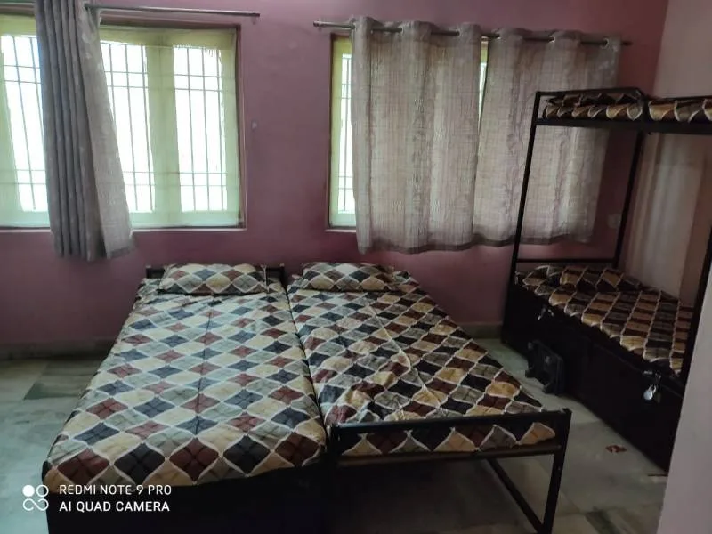 Late M J Kundalia Girls Hostel