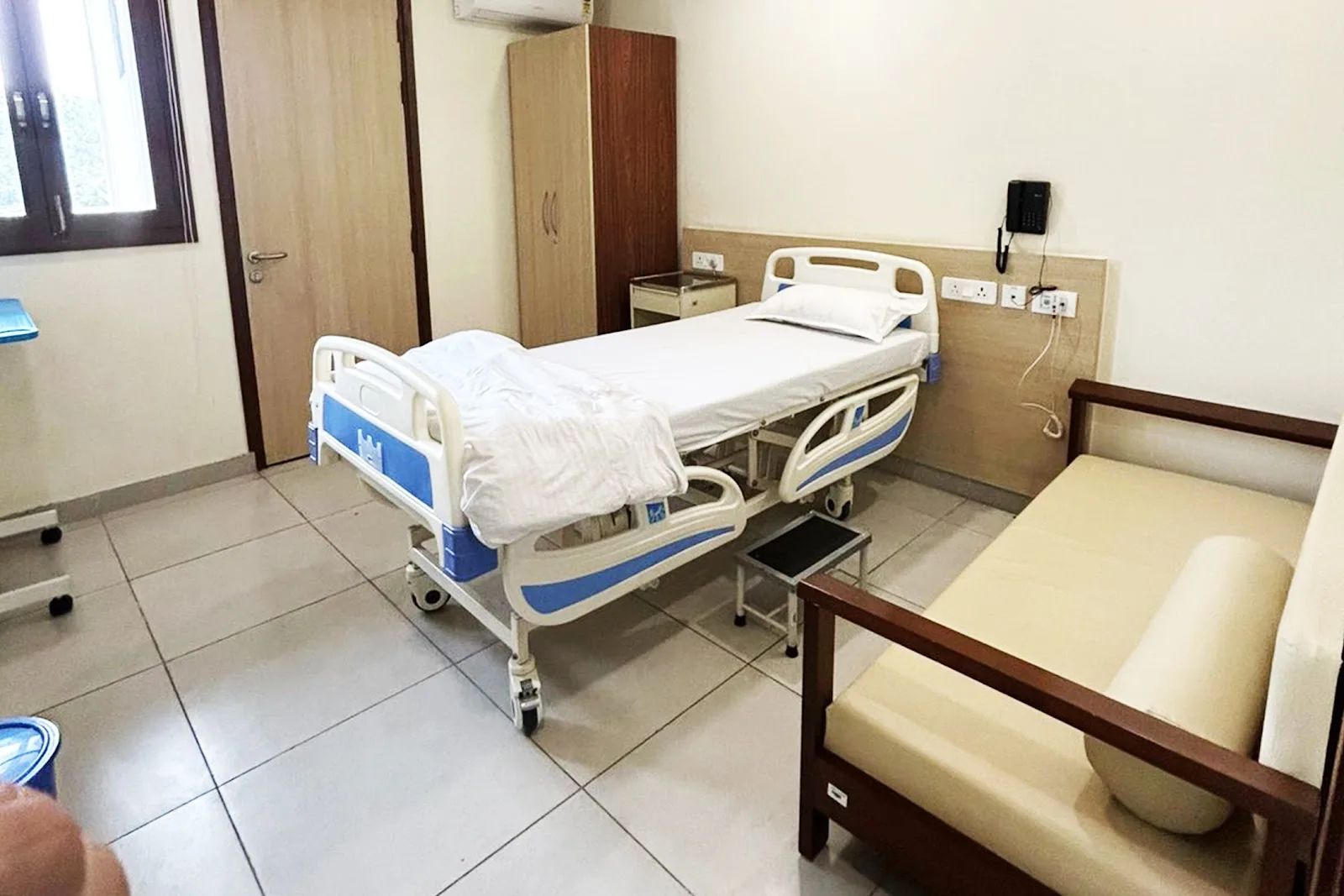 HCAH - Stroke & Paralysis Recovery Hospital | Neuro Rehabilitation Delhi