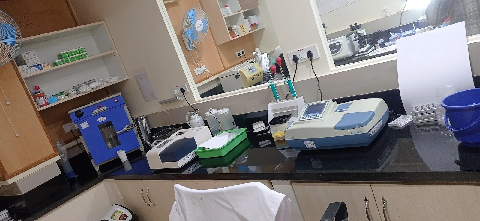 HHS & HMS BLOOD CENTRE