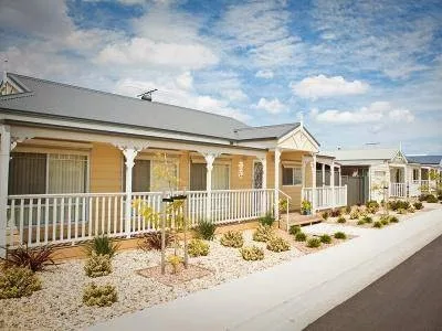 Lifestyle Communities Seasons