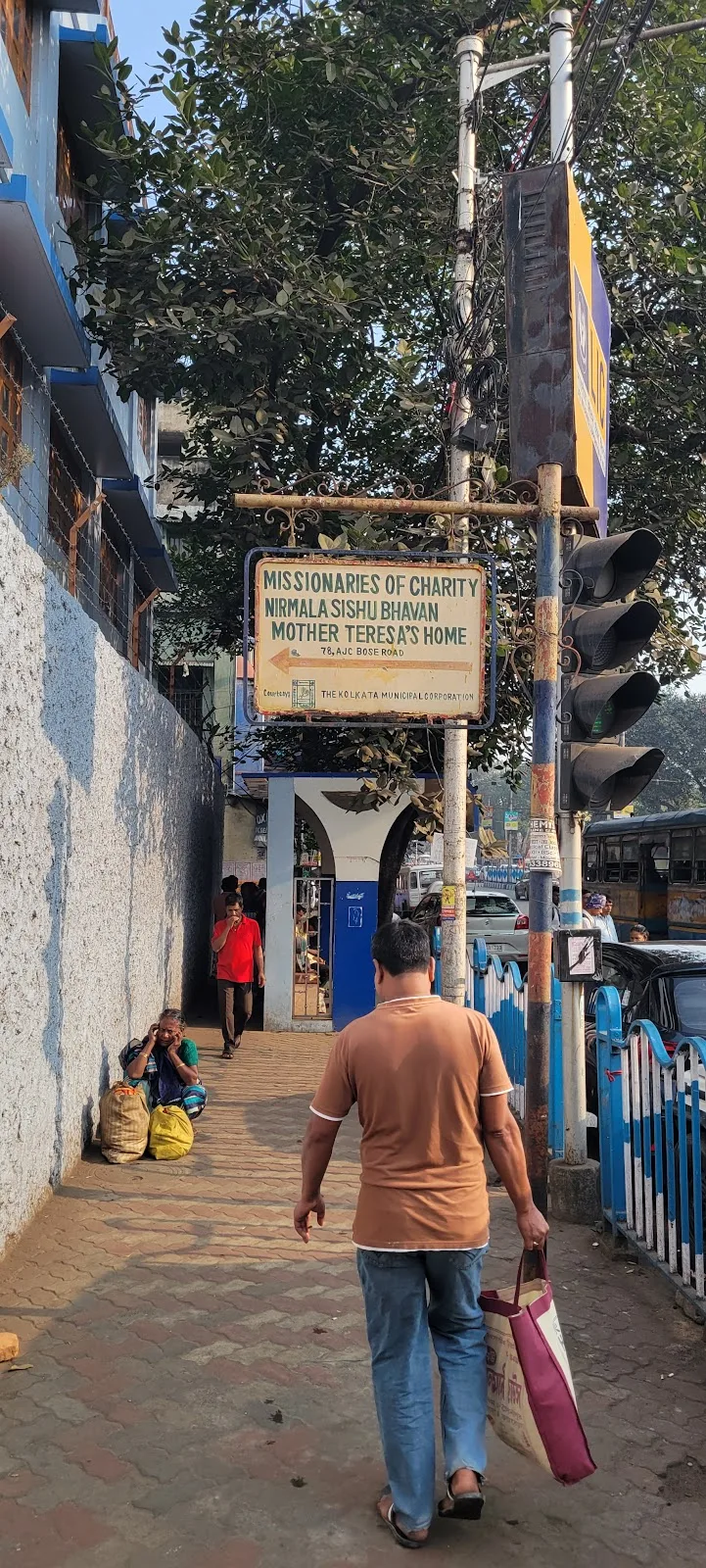 Nirmala Shishu Bhavan (Missionaries of Charity), 78, A.J.C. Bose Road, Taltala, Kolkata, West Bengal 700014, India