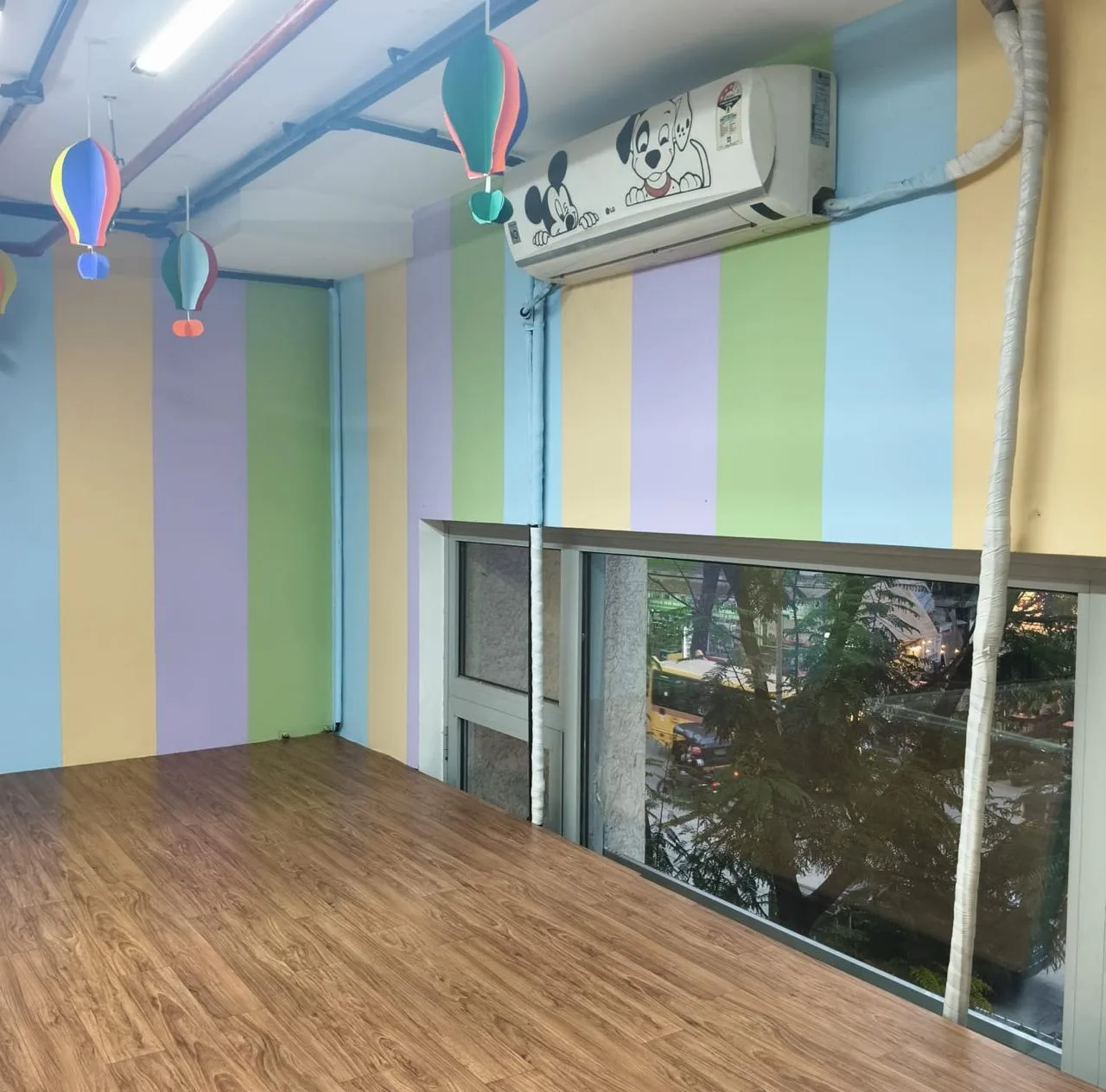 Kinder Globe Garden