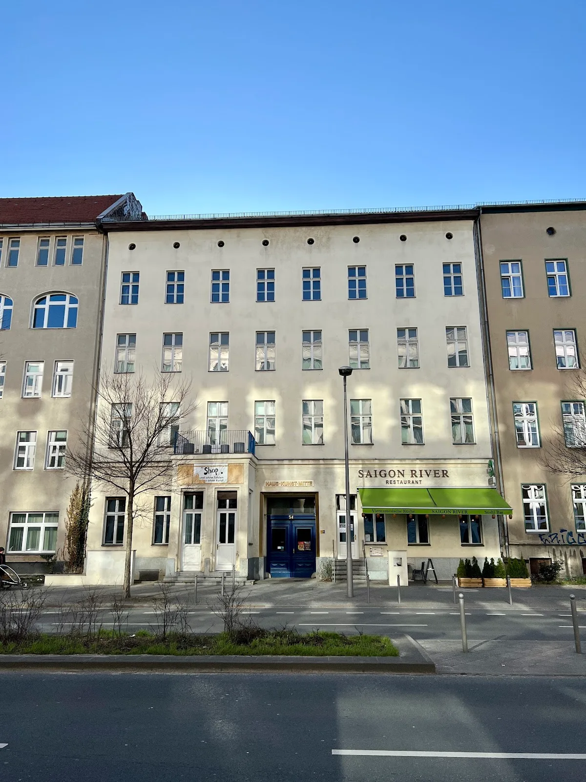 HAUS. KUNST. MITTE.
