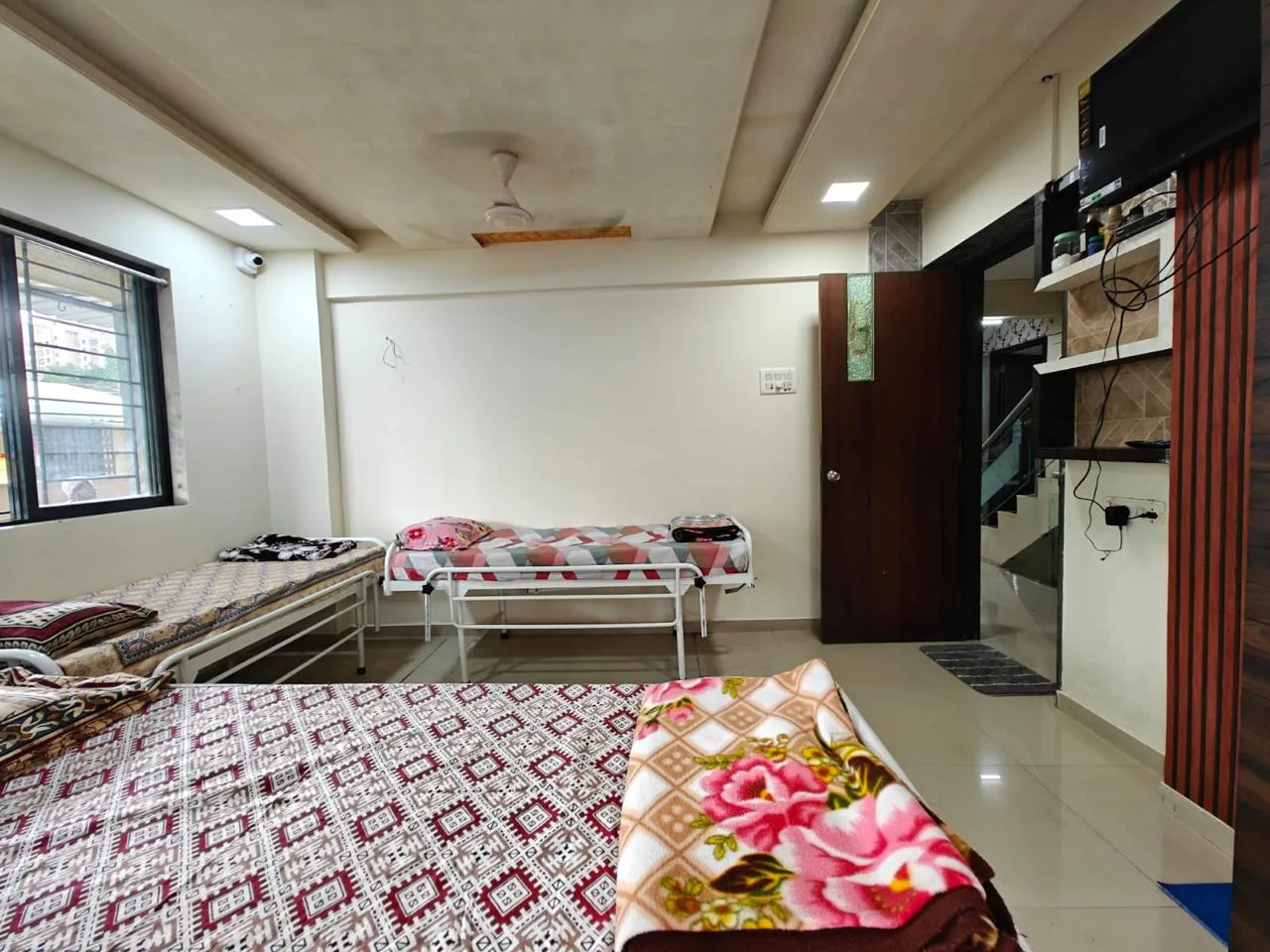 Bhagya Niwas Foundation - Thane Old Age Home and Senior Citizen Home