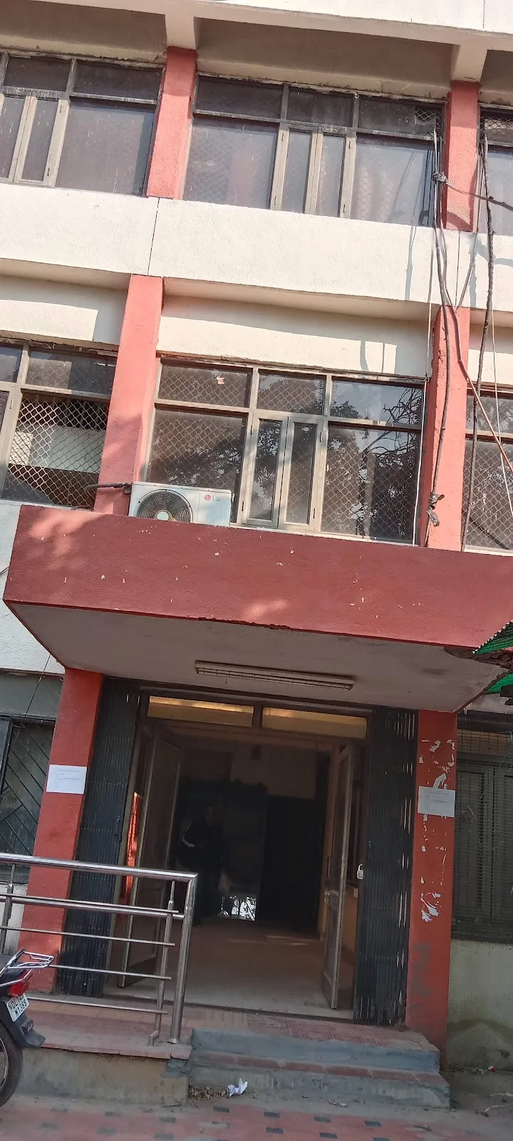 Employment exchange north- east delhi