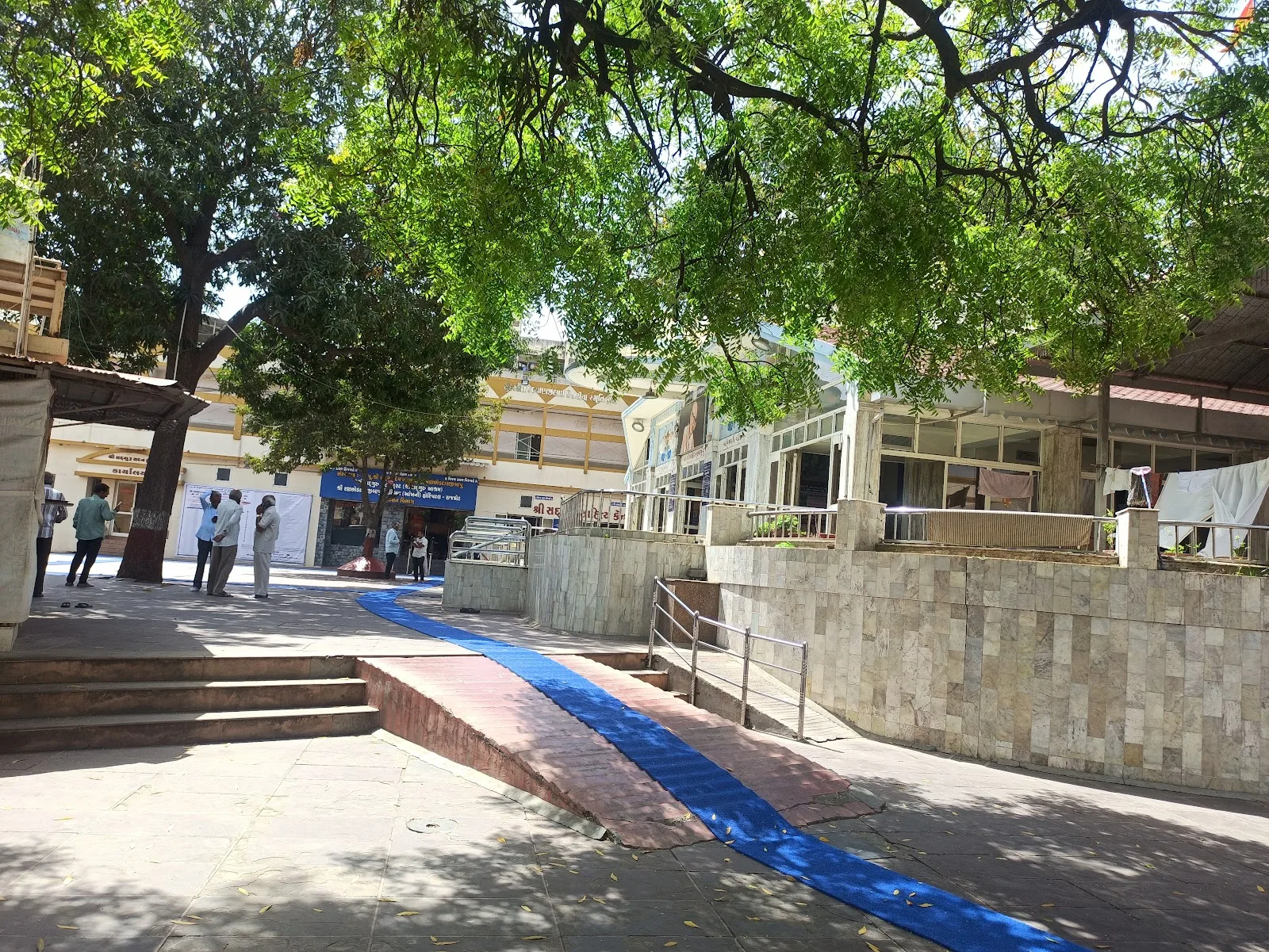 Shree Ranachodasjibapu Charitable Hospital
