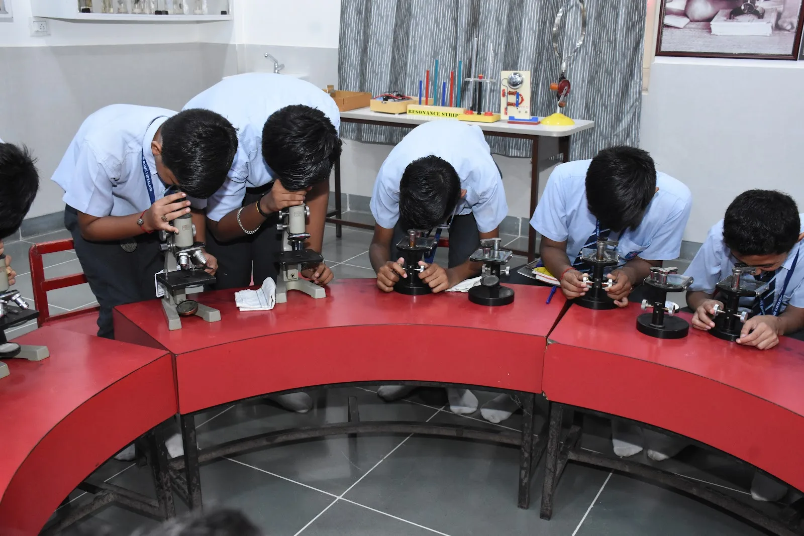 Bhavan's Shri A.K. Doshi Vidyalaya High School