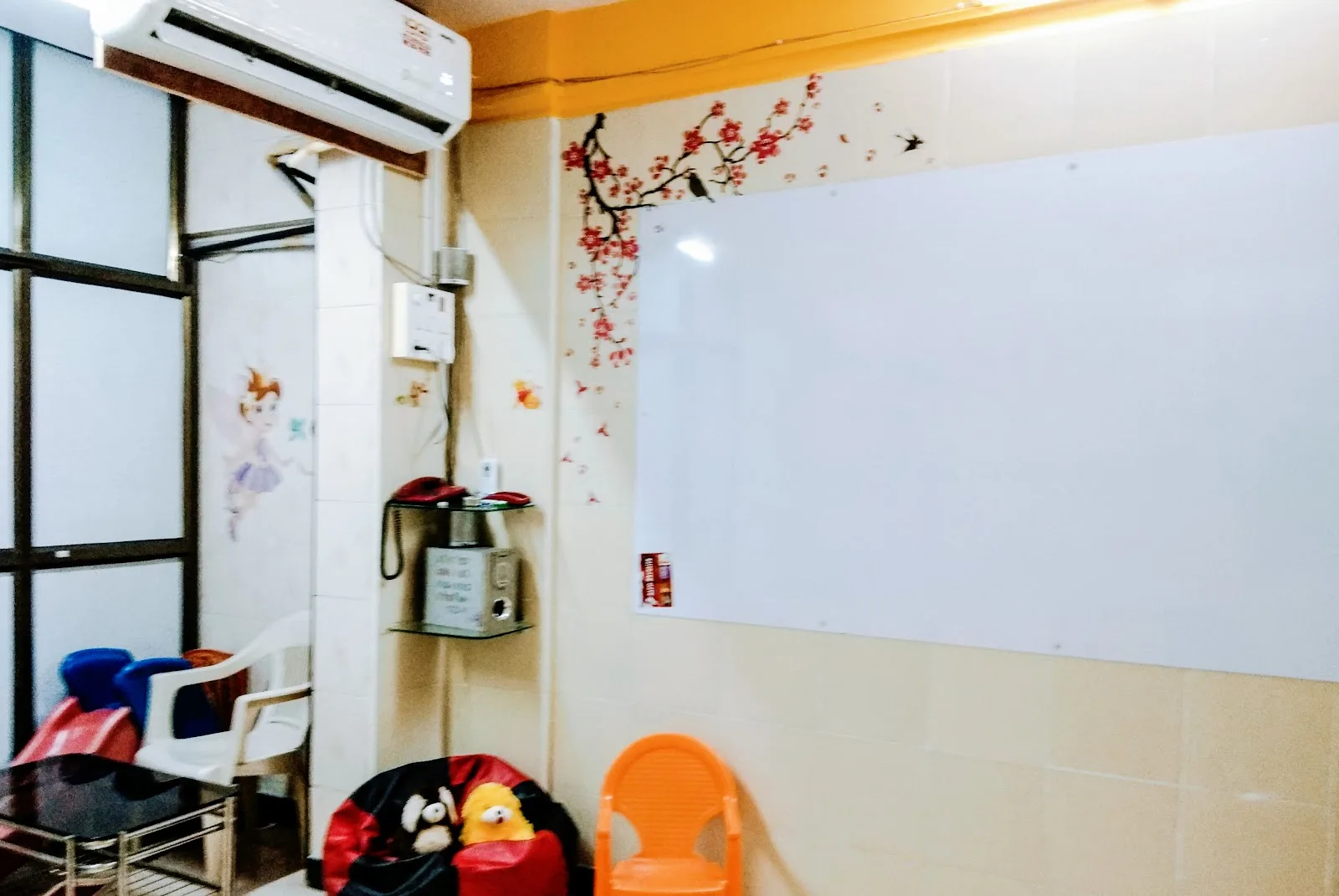 CHILDREN'S DEN Preschool - NURSERY , PLAY GROUP , K.G and Tution