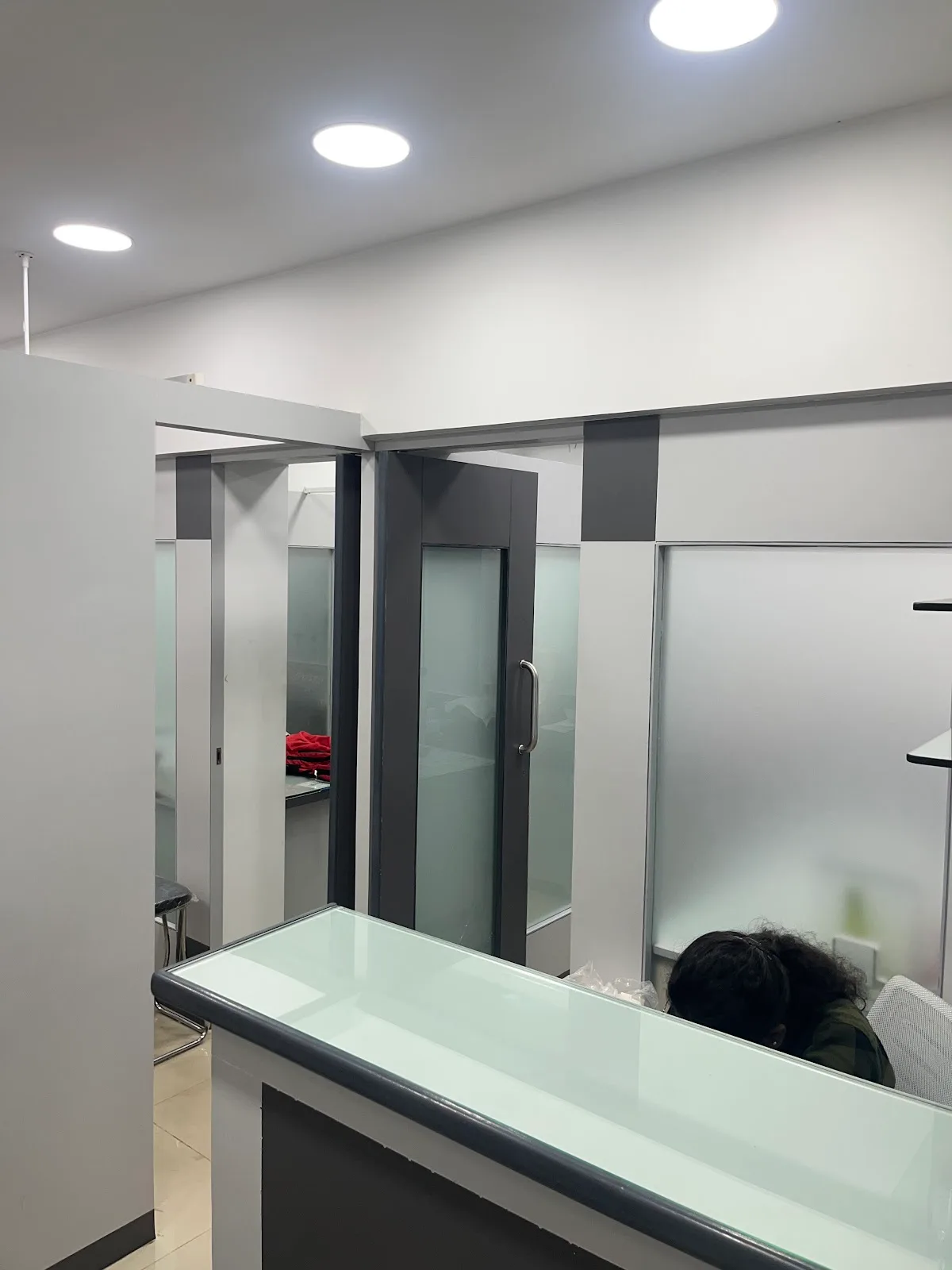 New Life Polyclinic (Dr. Anubhav Gupta)