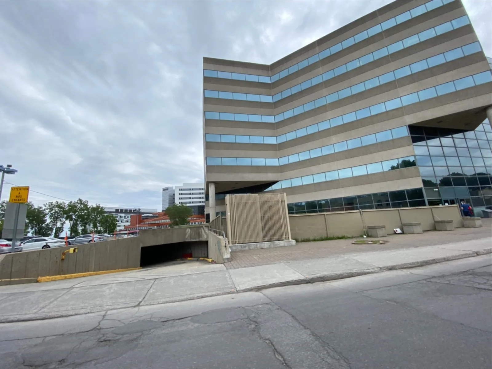 McGill University Health Centre Foundation - Administration Office