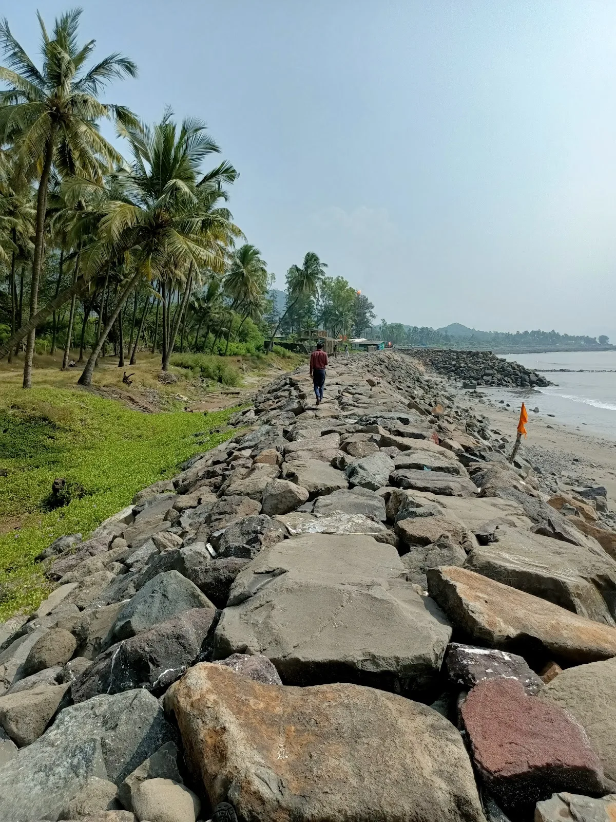 Uran Beach