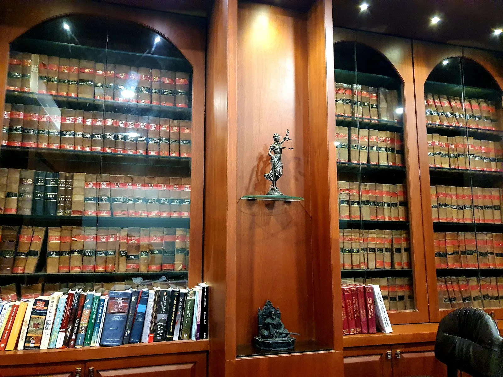 Narvankar Legal Chambers (Regd.)