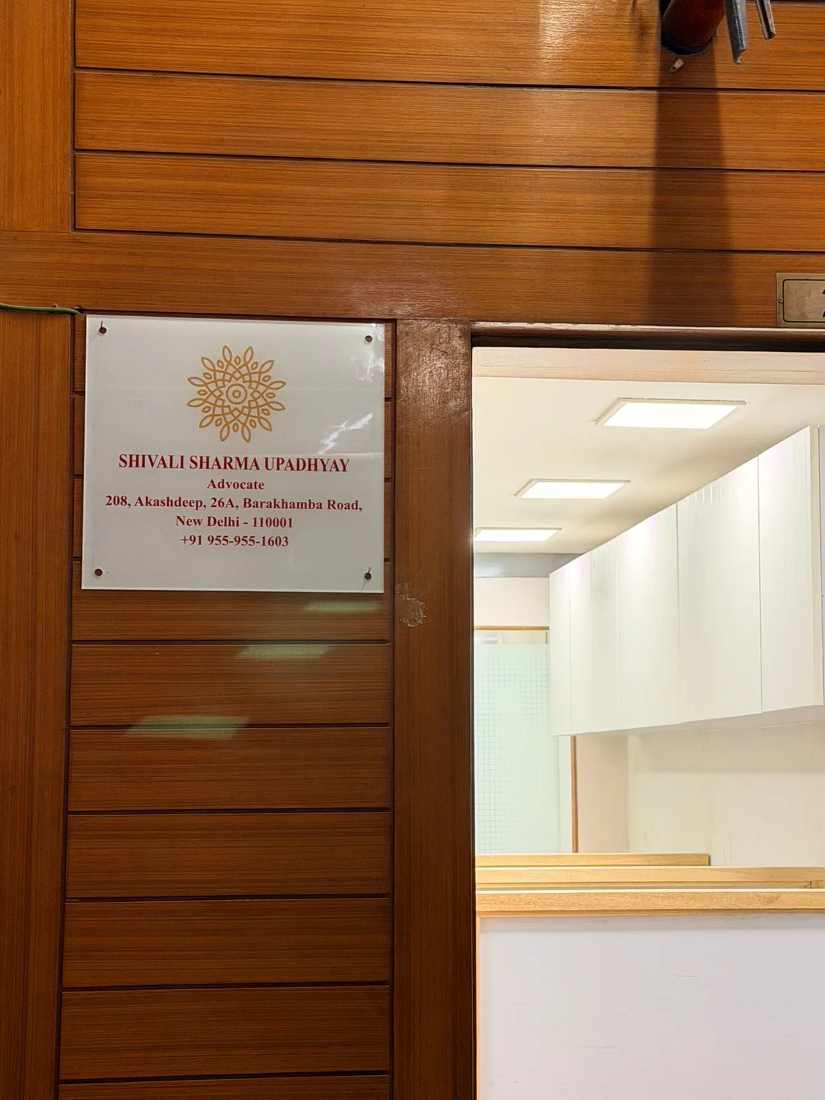Advocate Shivali Sharma Upadhyay, Nri Divorce Lawyer, Family Lawyer