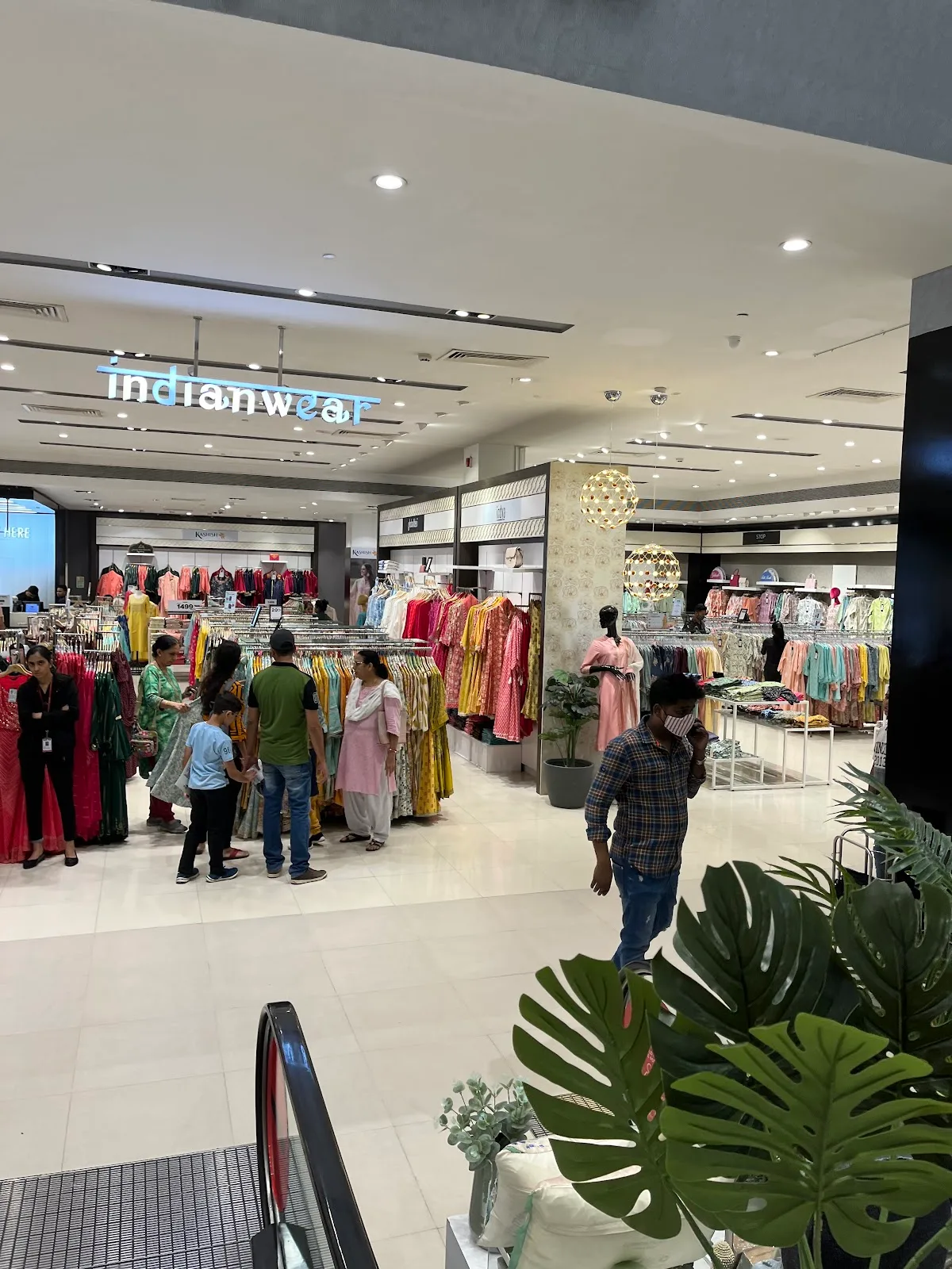 Shoppers Stop