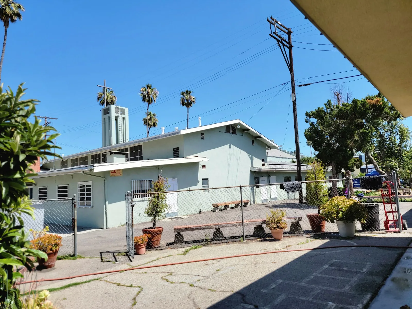 Hope of the Valley Rescue Mission Help Center