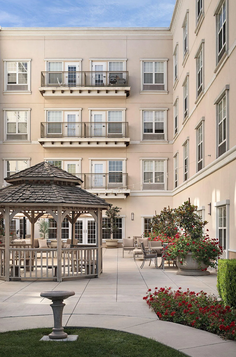 Belmont Village Senior Living Encino