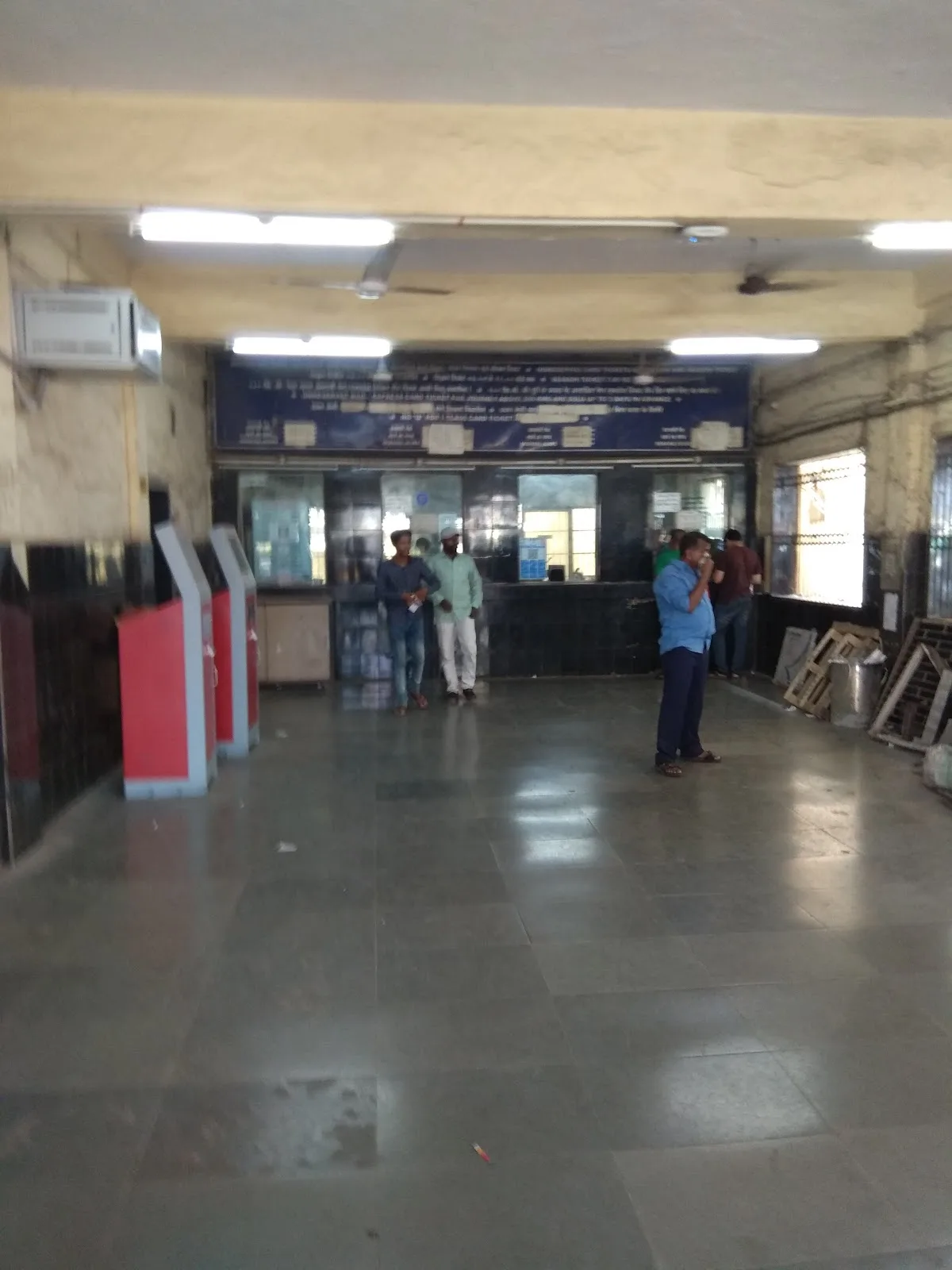 Dombivli East CST End Booking Office