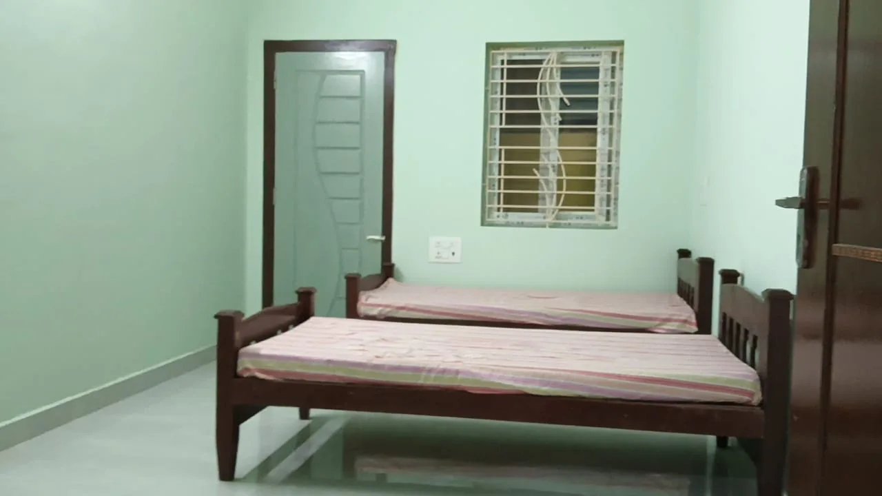 NATCHATHIRA OLD AGE HOME