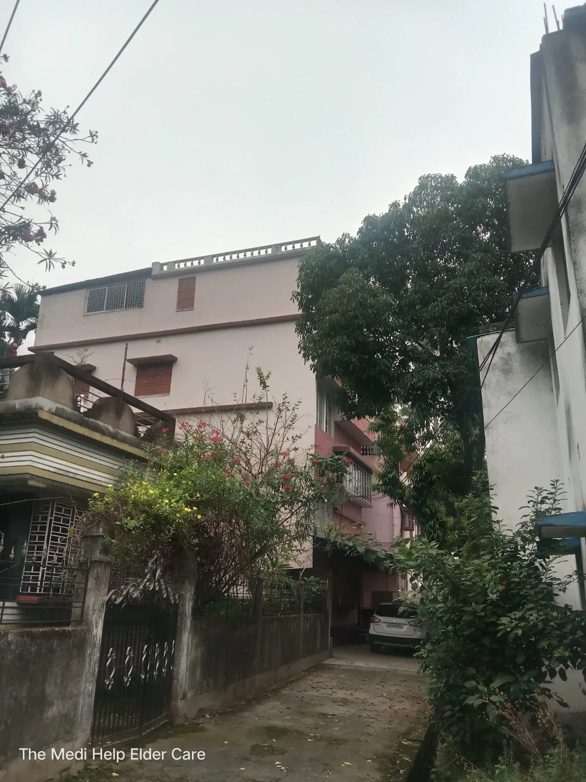Tuntunir Basha - Old Age Home