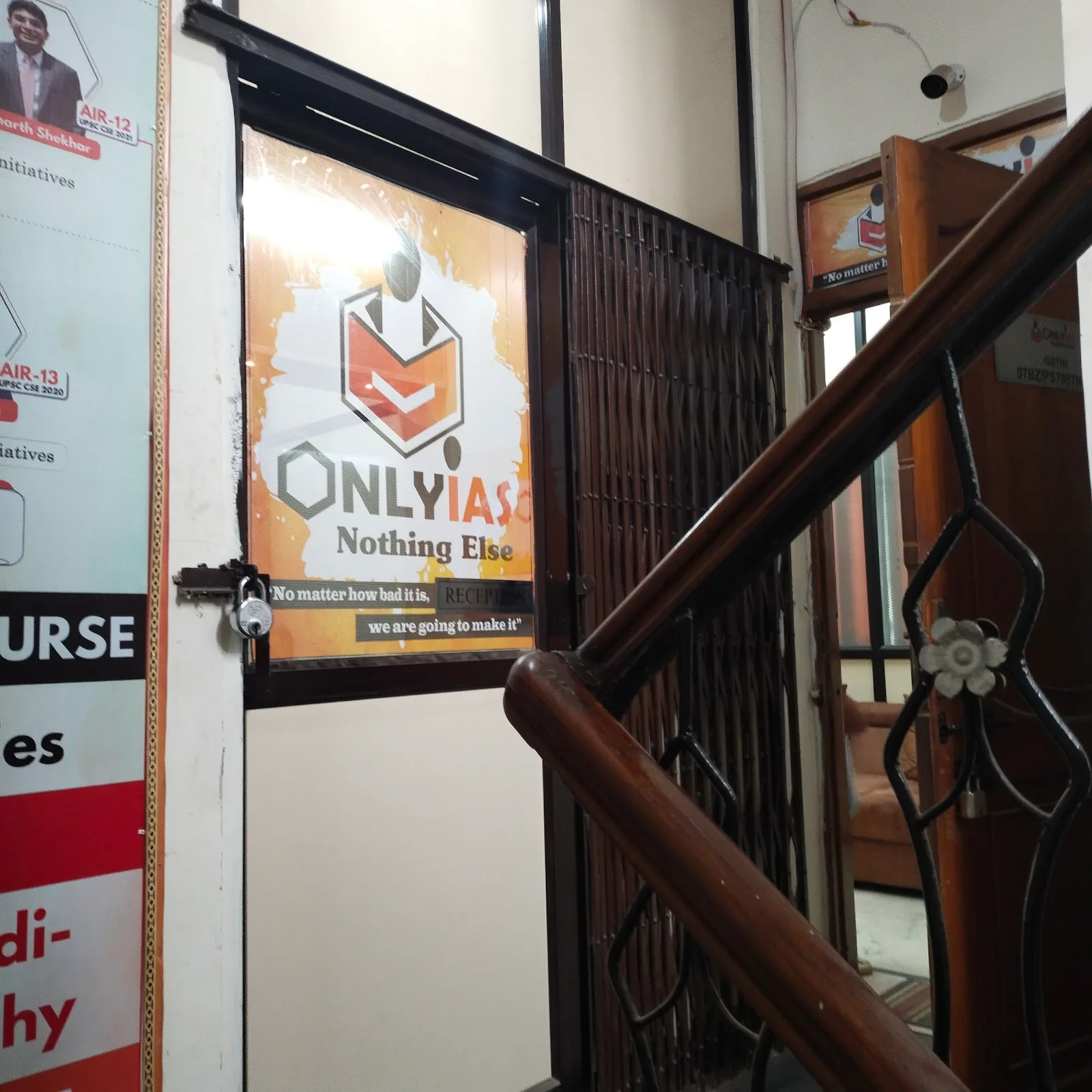 PW OnlyIAS Karol Bagh UPSC Coaching in Delhi | IAS Coaching in Delhi | Civil Services Coaching in Delhi