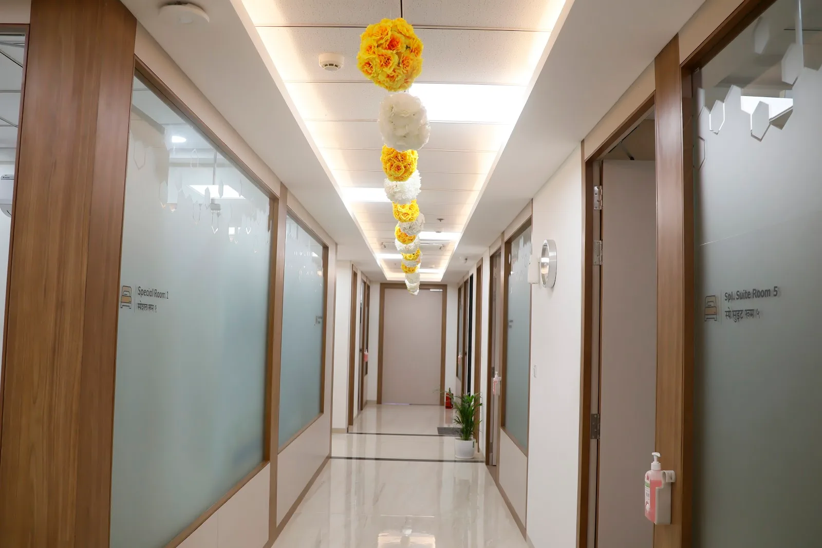 M | O | C Cancer Care & Research Center (MOC Lajpat Nagar)