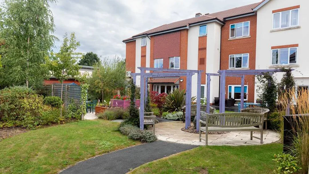 Bishops Manor Care Home - Care UK