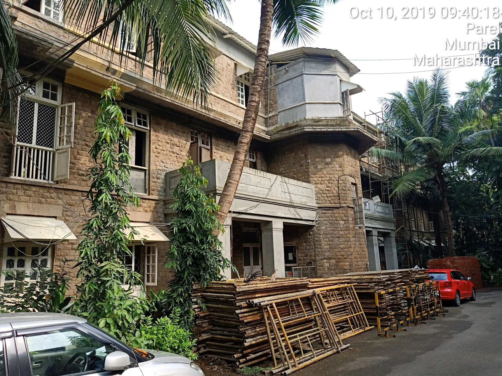 Nowrosjee Wadia Maternity Hospital