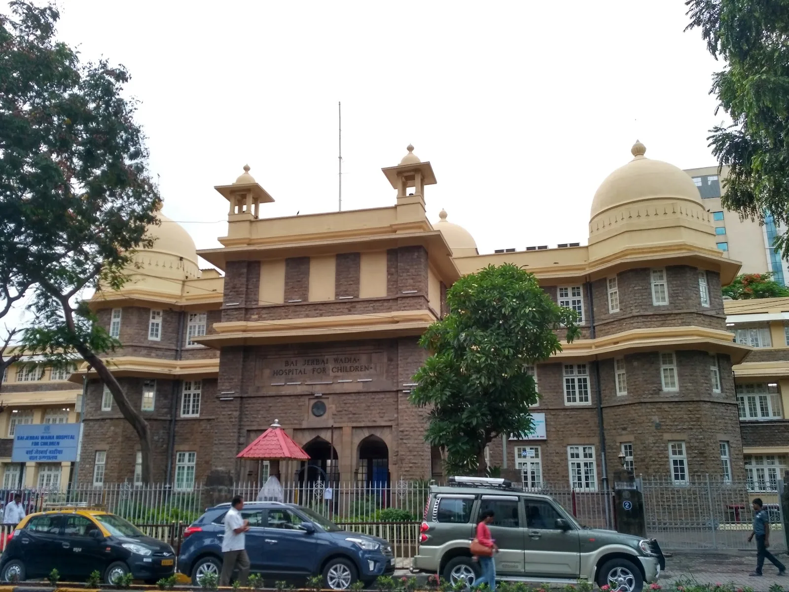 Nowrosjee Wadia Maternity Hospital