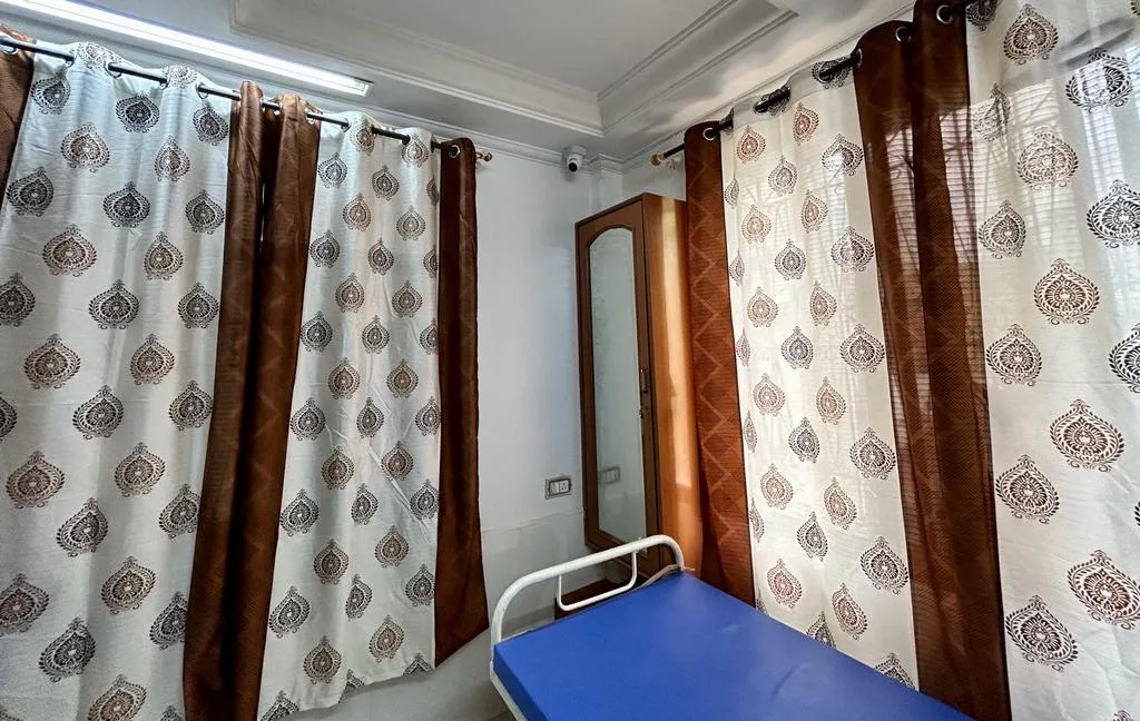 Sai Senior Citizens Caring Foundation : Best Old Age Home in Borivali | Old Age Home in Mumbai