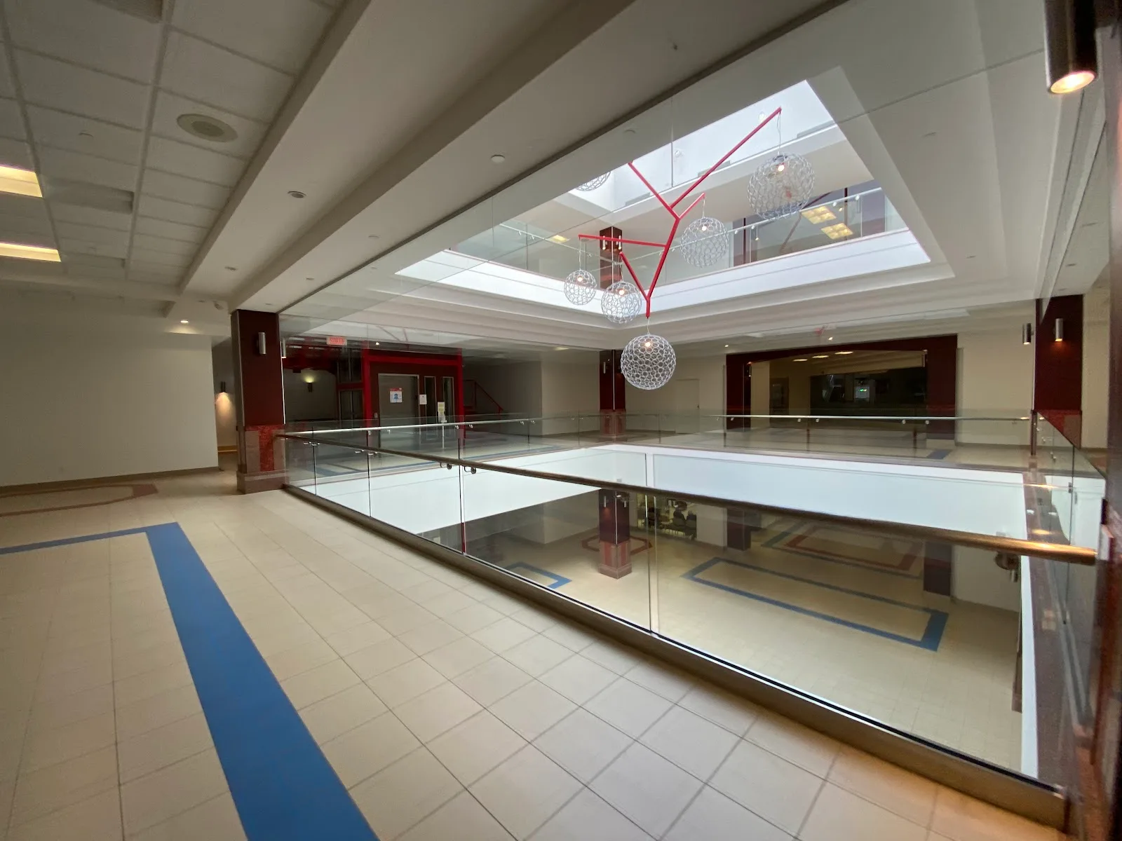 ELNA Médical — Carré Décarie (local 3455)