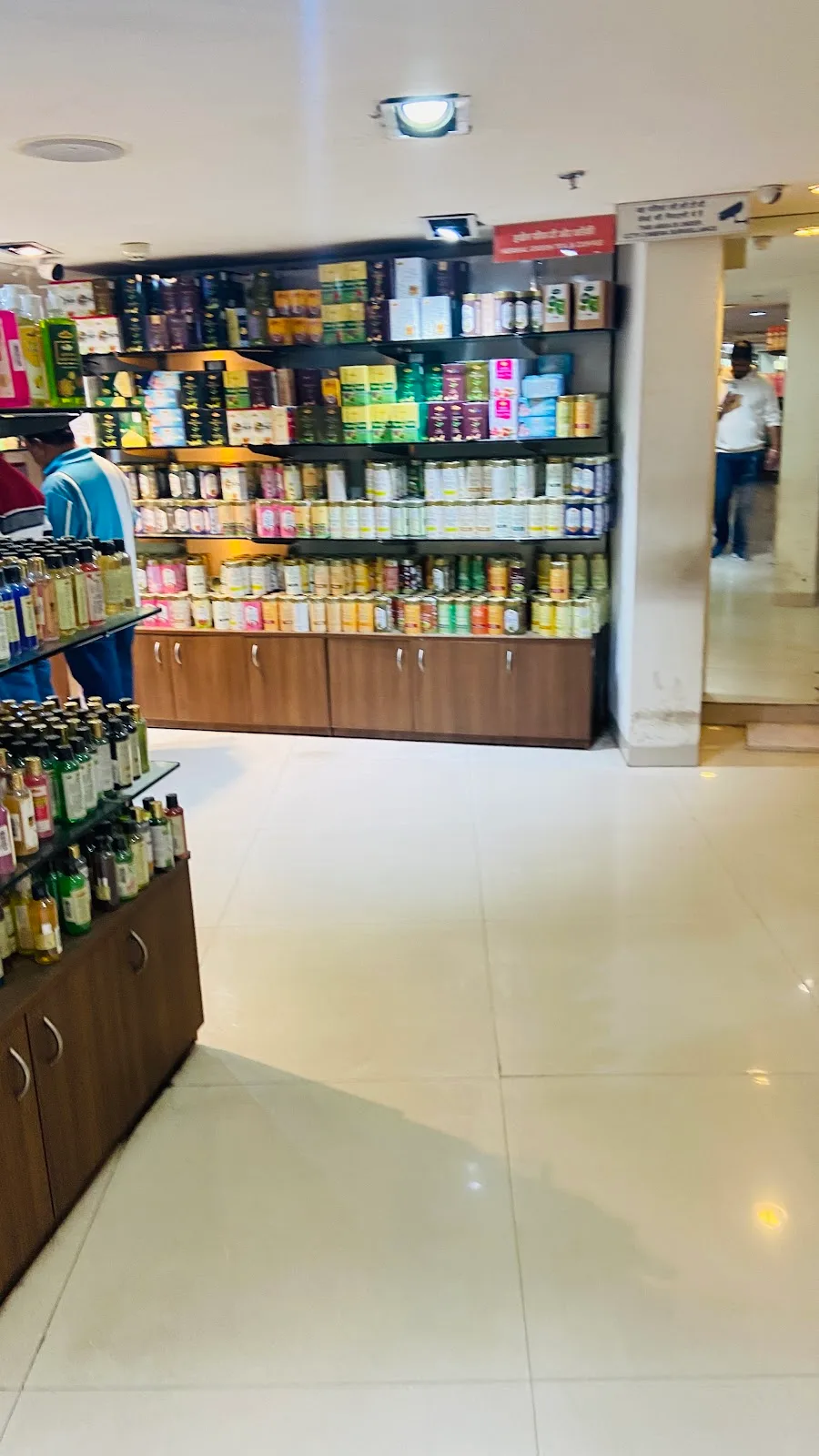 Janpath Market