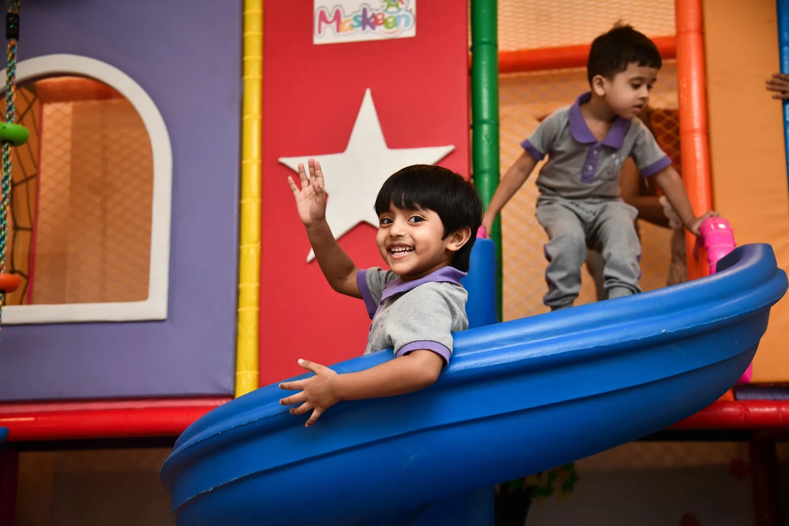 Little Miracles Playschool-Best Preschool in Central Delhi