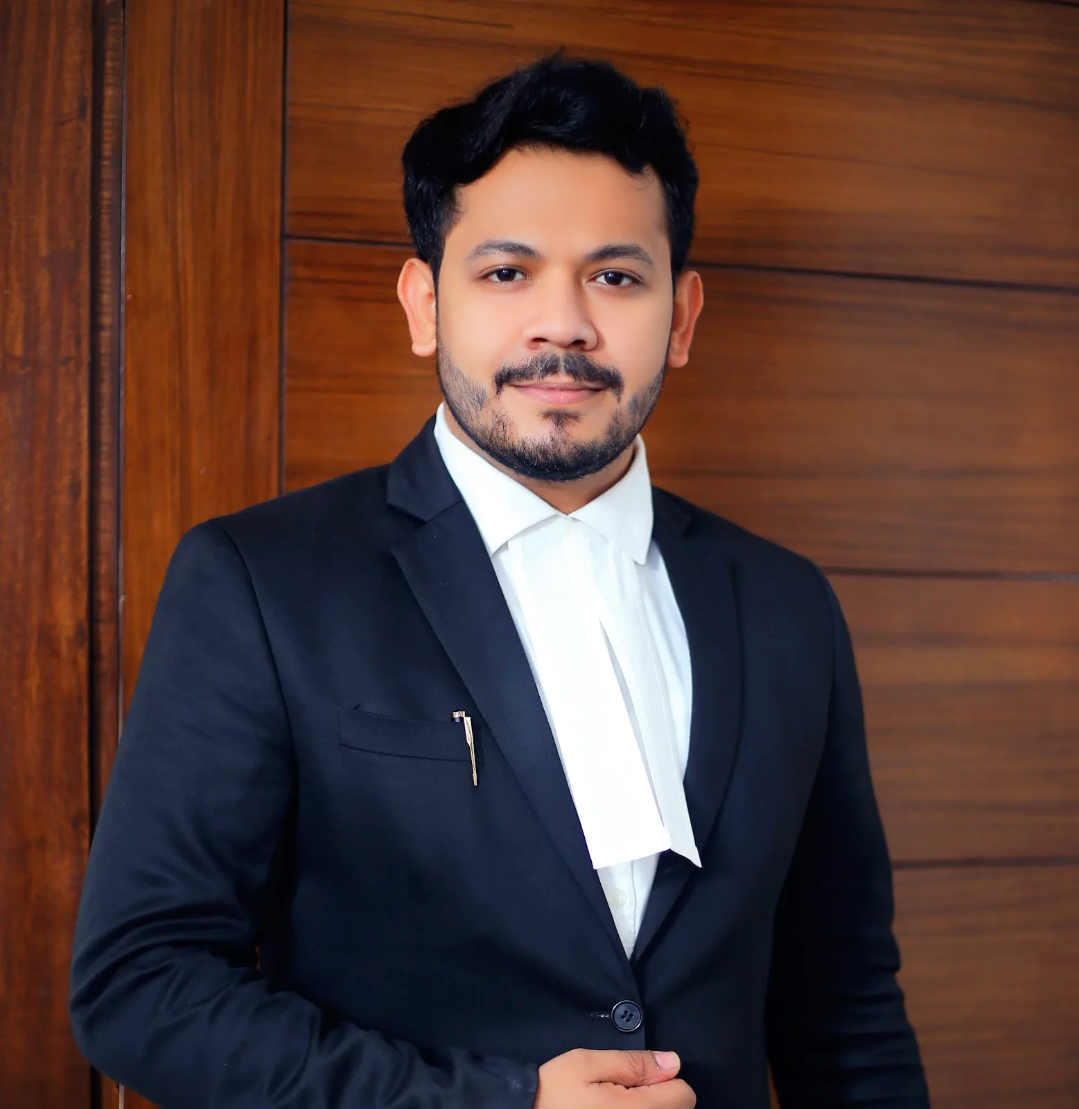 Shrikant Samantara Law Associates Lawyers in Delhi, India for property, immigration, money recovery, and other legal issues.