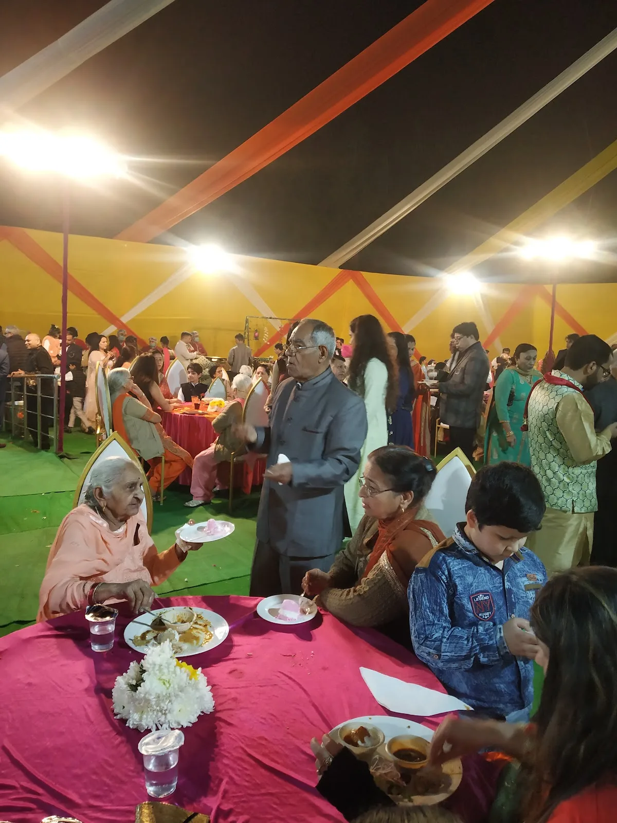 community centre krishna market lajpat nagar 1