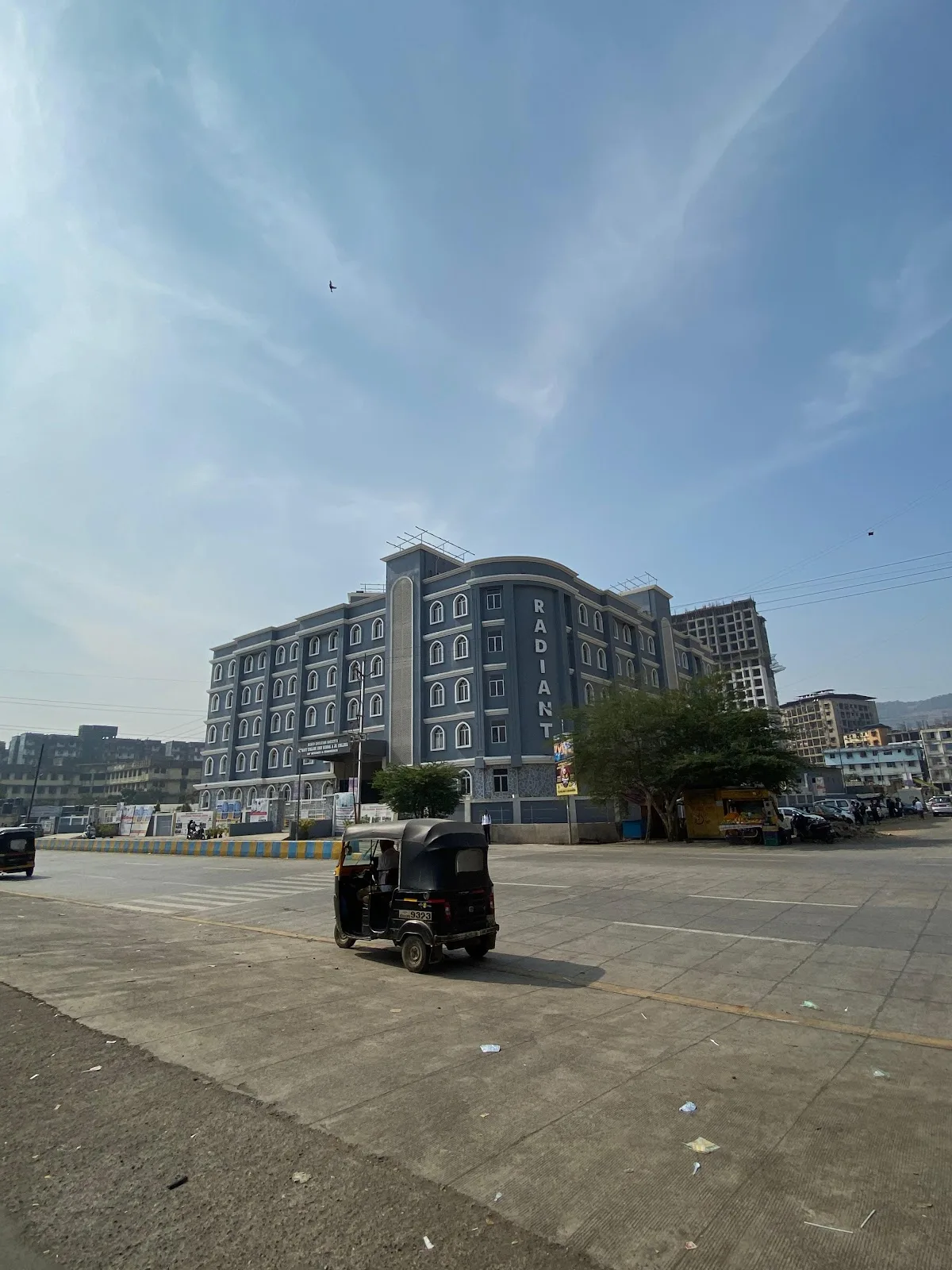 MES Radiant English High School & Jr College