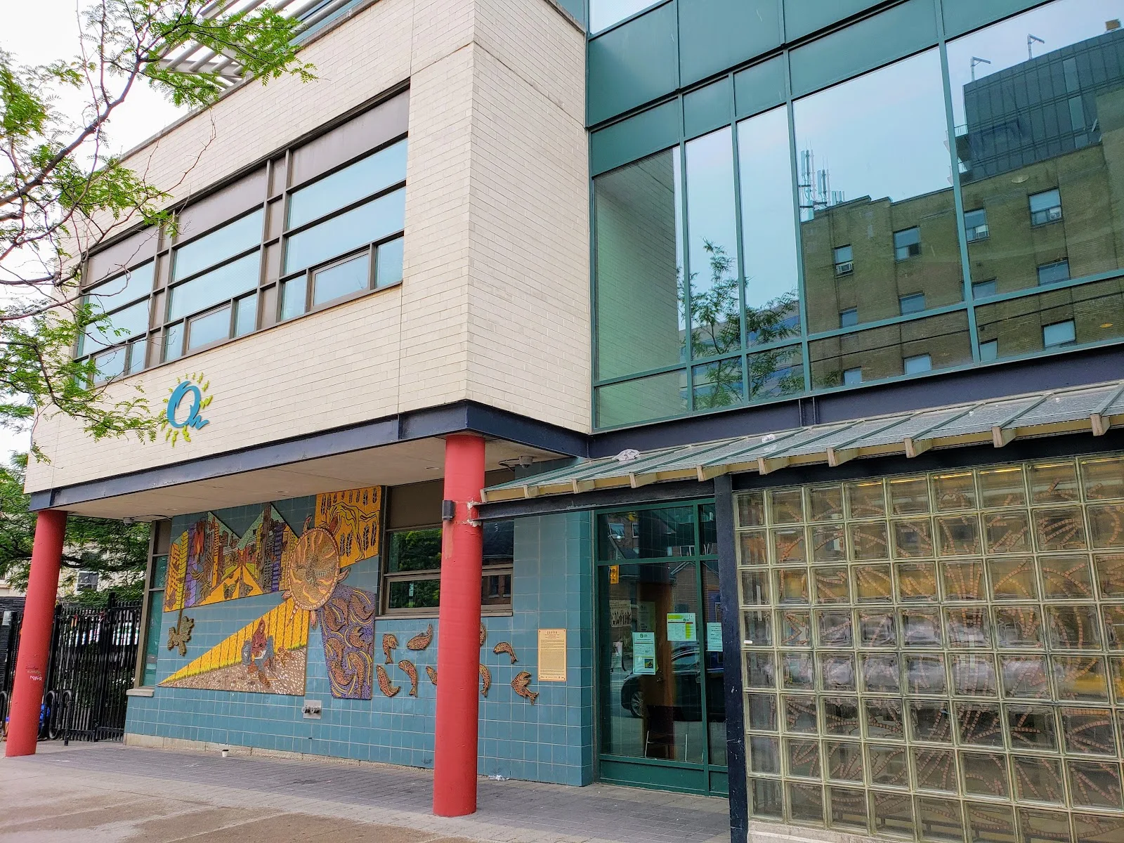 Queen West - Central Toronto Community Health Centres