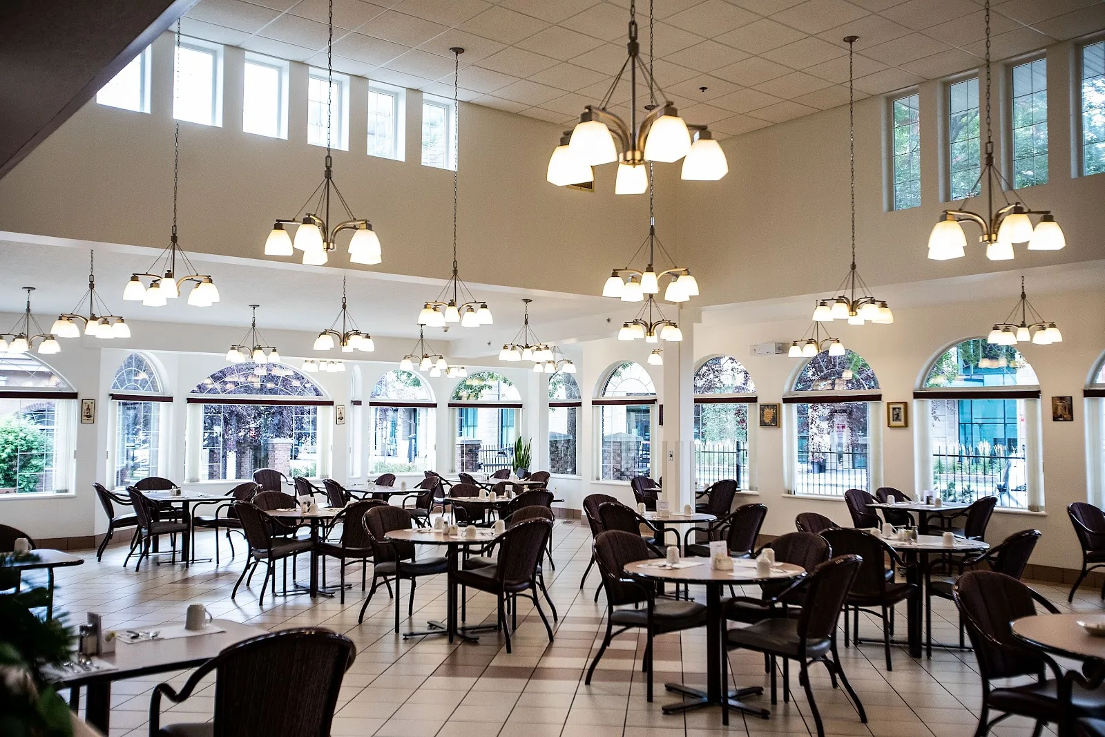Rosedale Seniors' Living - The Estates