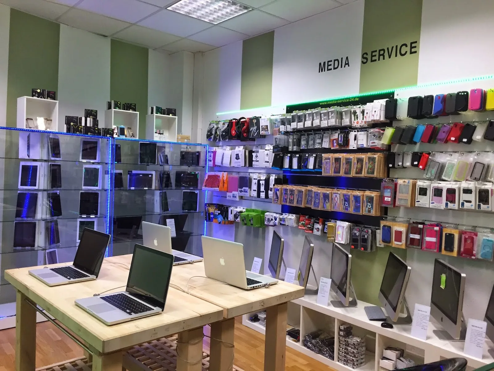 Media Service & BECOCELL