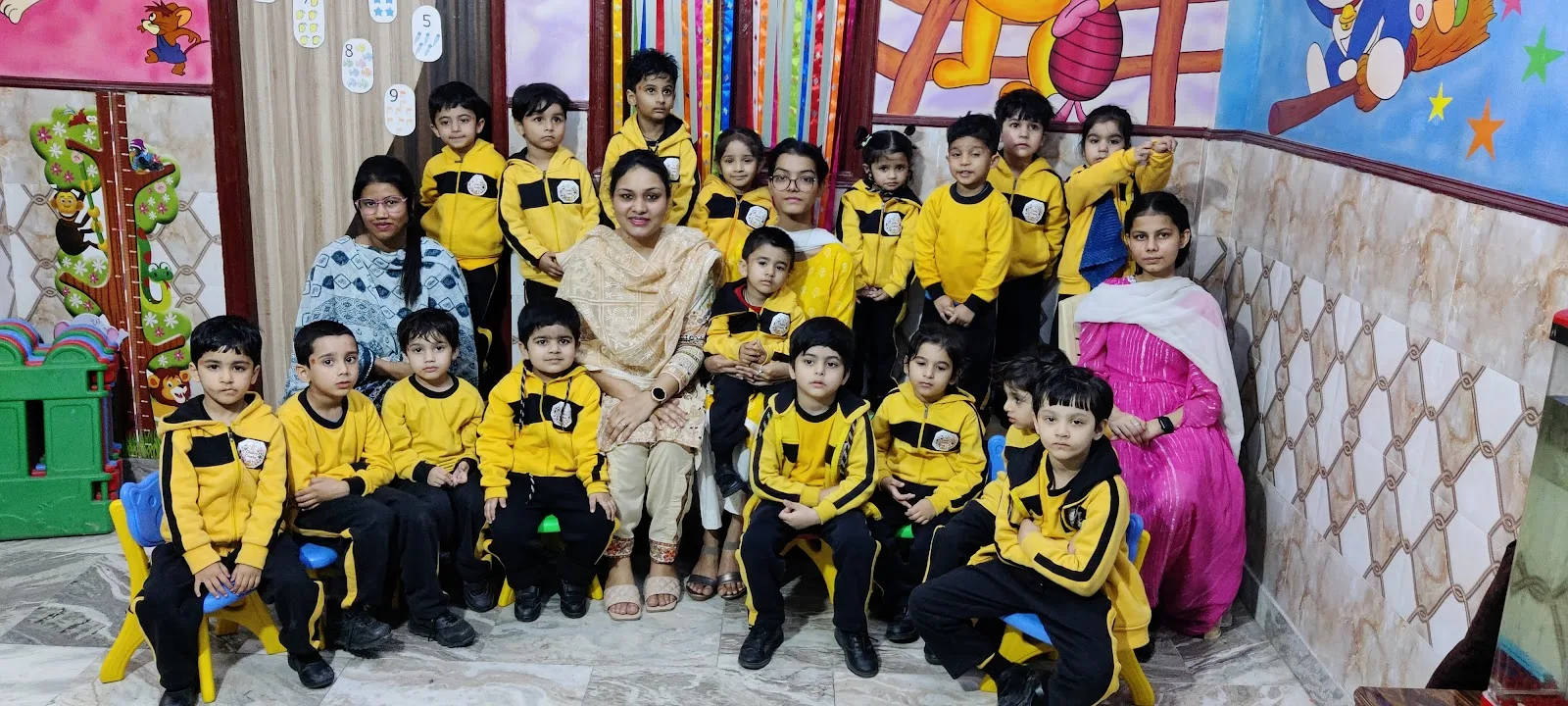Chubby cheeks play school - Best Play School in Daryaganj